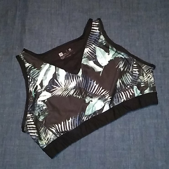 Xersion Other - Xersion 3X light impact sport bra crop top